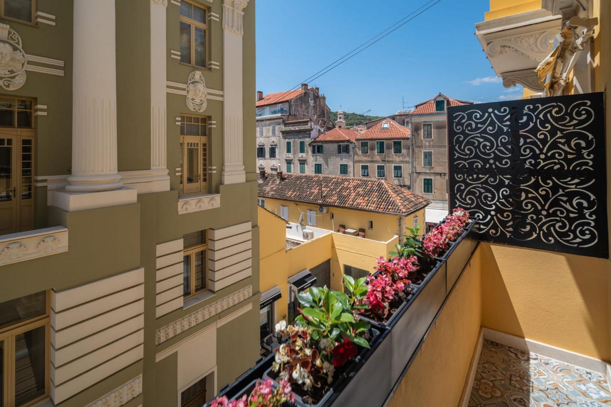 Monamel Luxury Suites Spalato Esterno foto